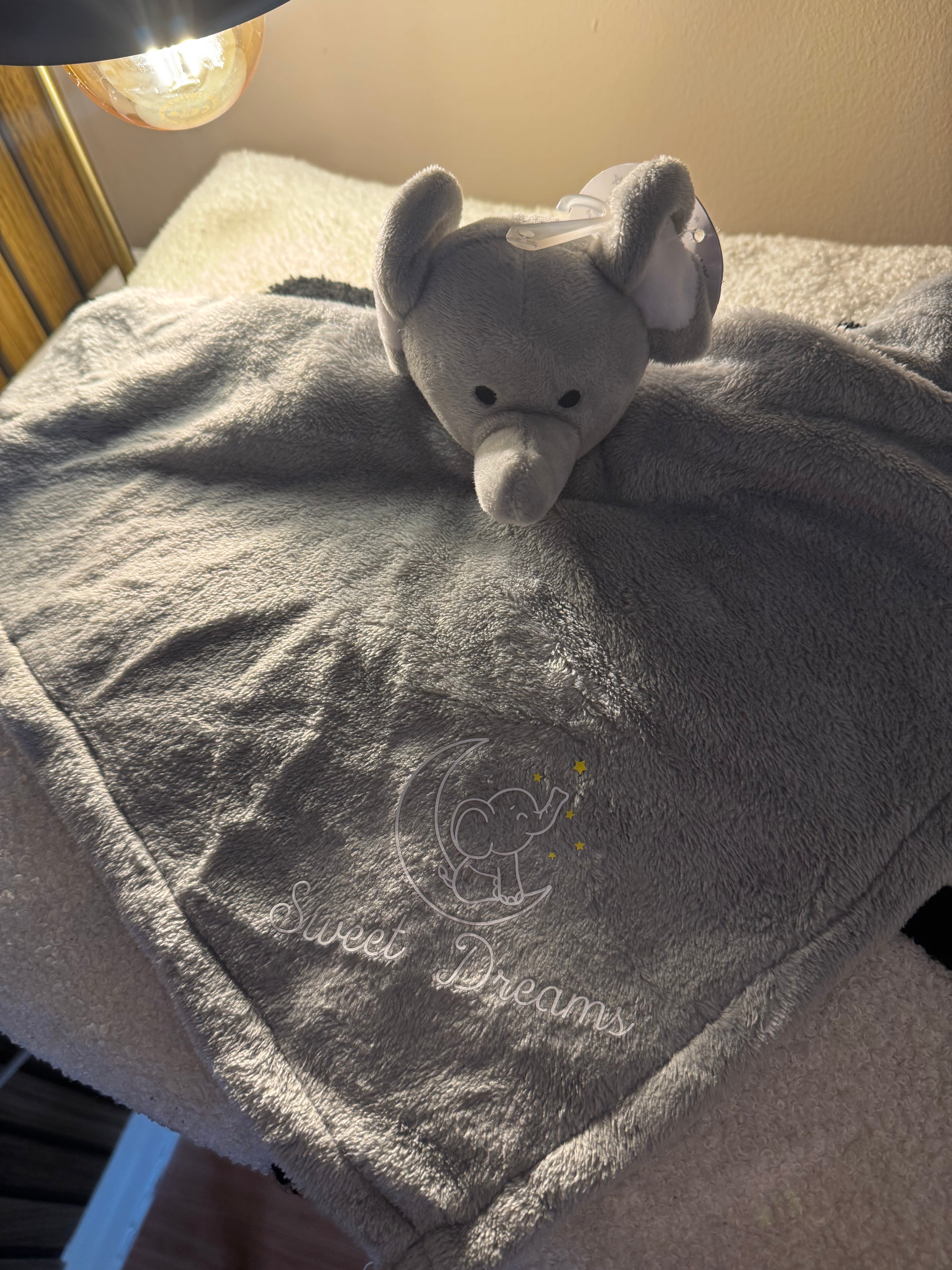 Personalised comfort blanket